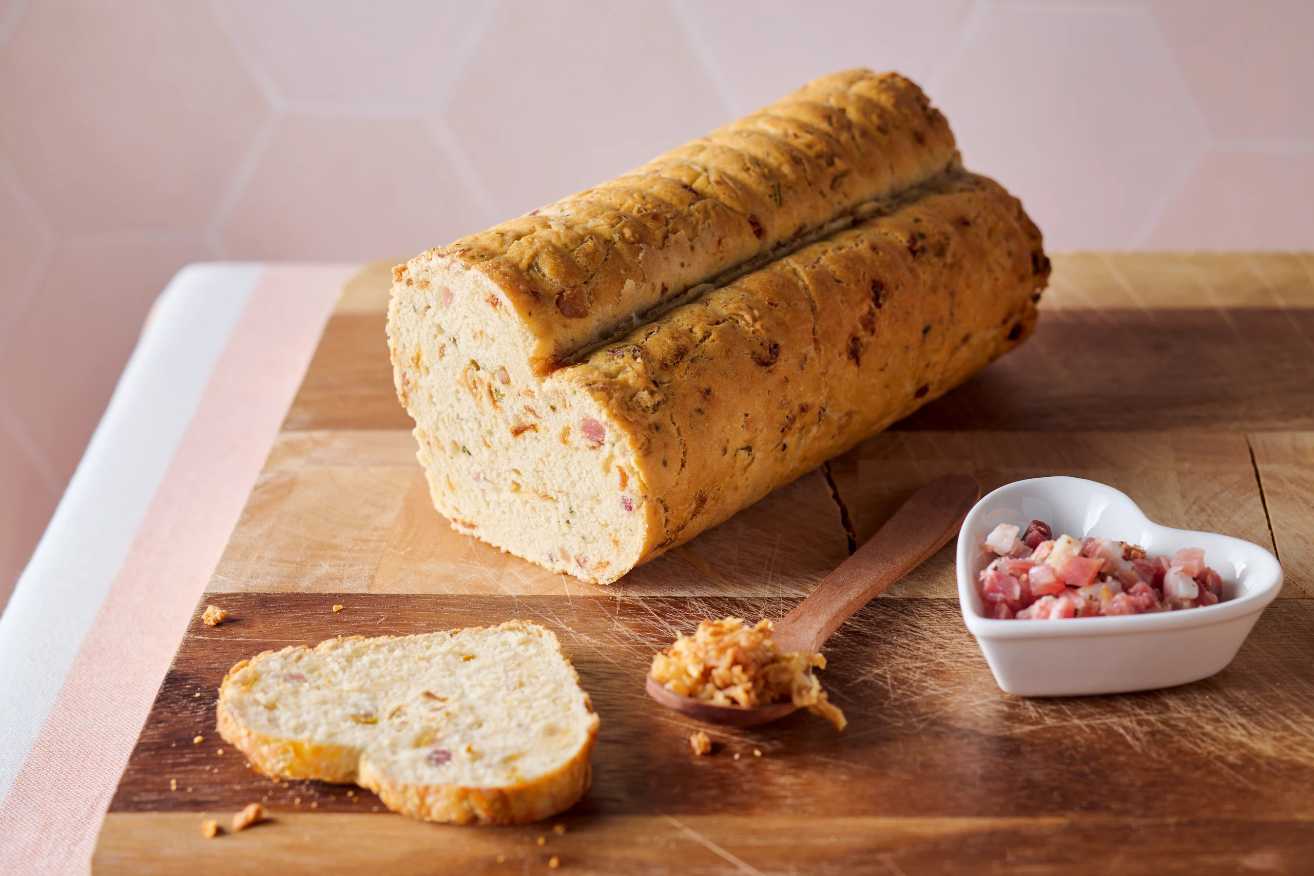 Speck-Zwiebel-Brot