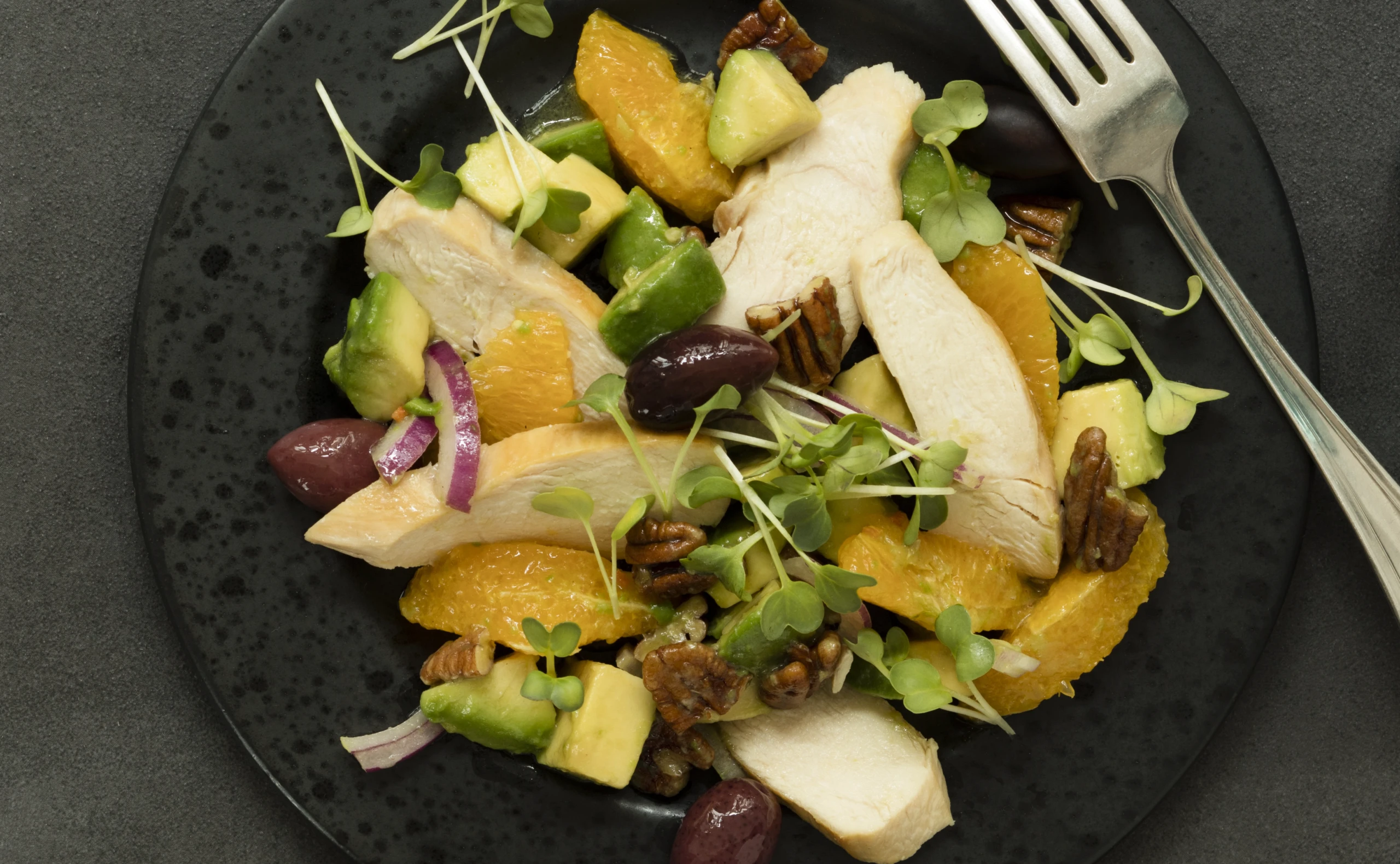Hendlsalat mit Honigdressing und Kresse