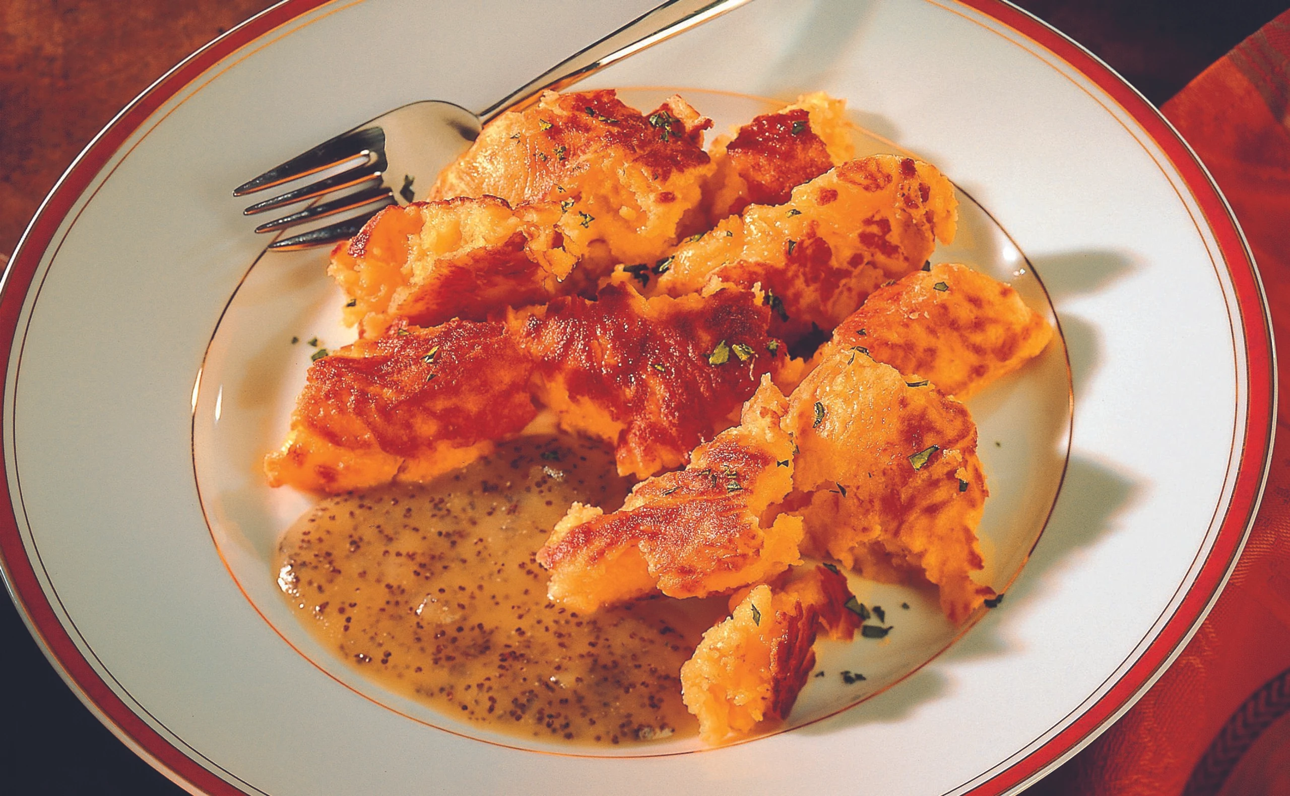 Käseschmarren mit Apfel-Mohnsauce