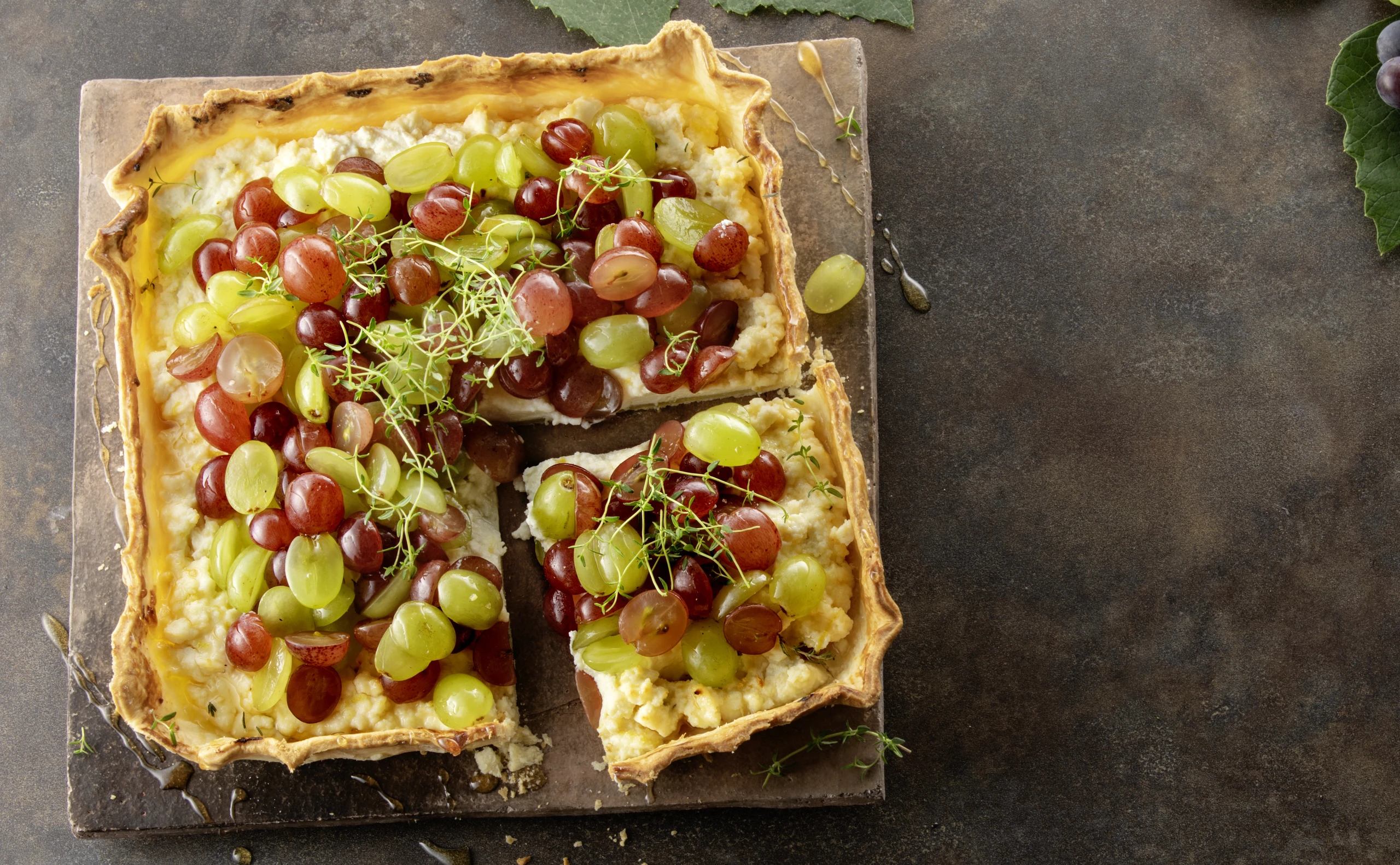 Trauben-Ricotta-Tarte mit Thymian