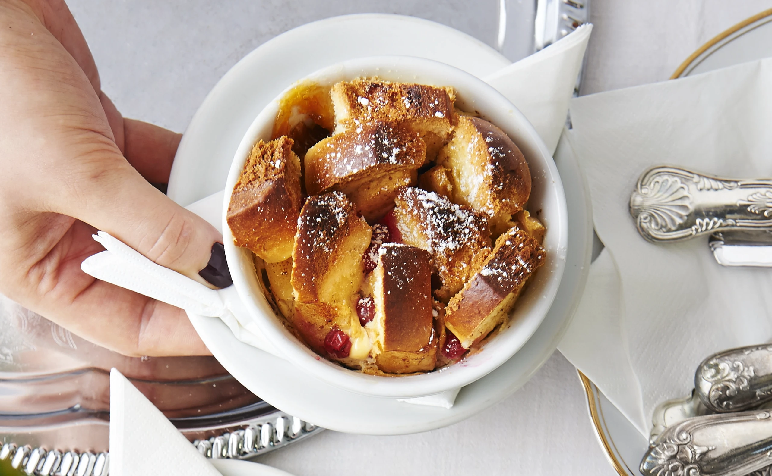 Scheiterhaufen mit Birnen und Cranberrys