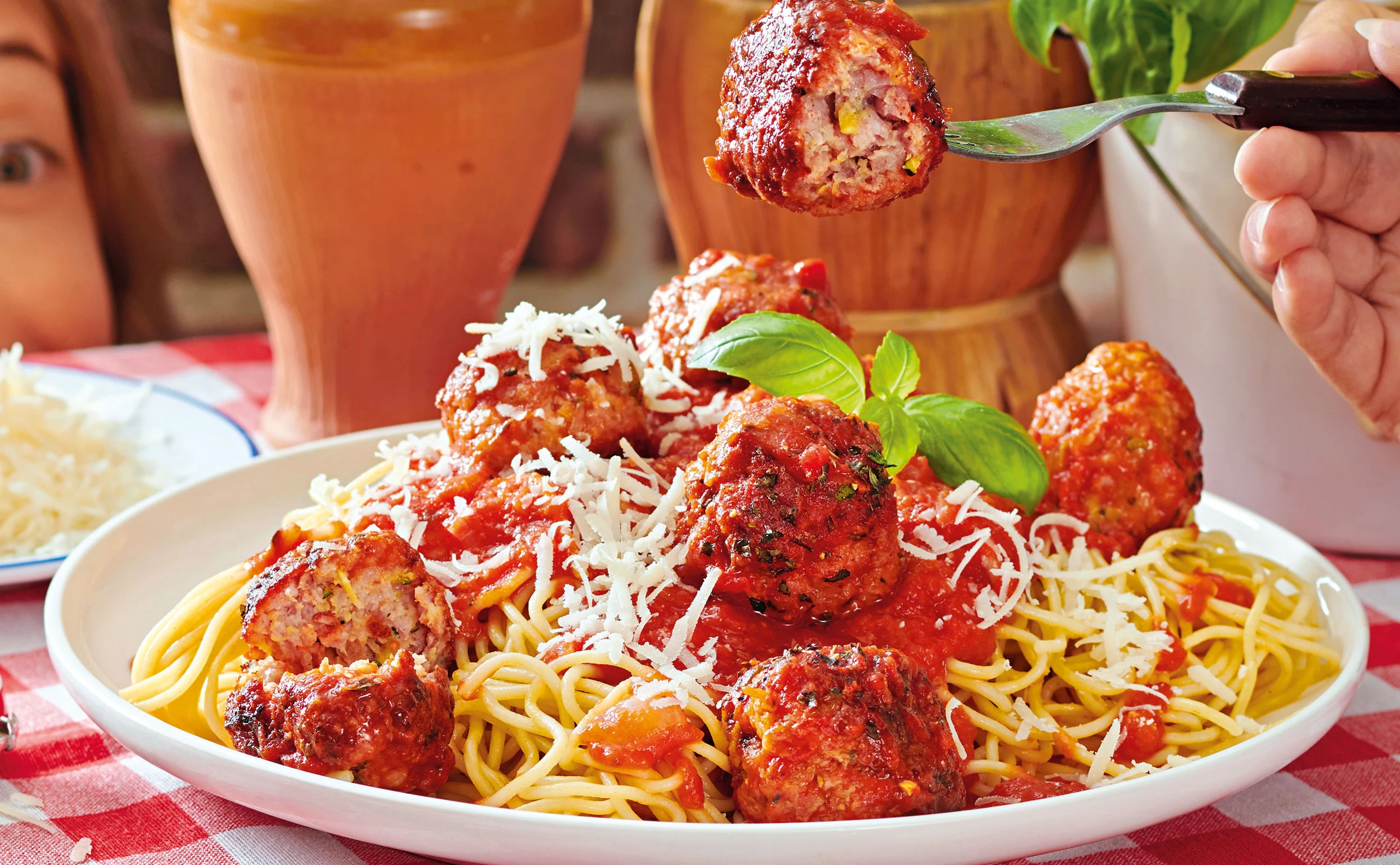Spaghetti mit Fleischbällchen