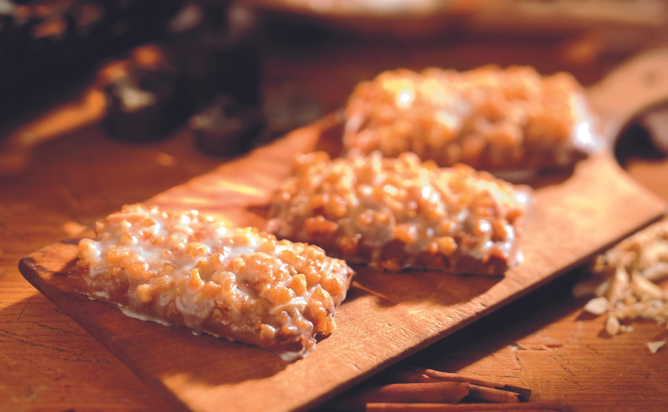 Orangenlebkuchen mit Mandeln und Aranzini