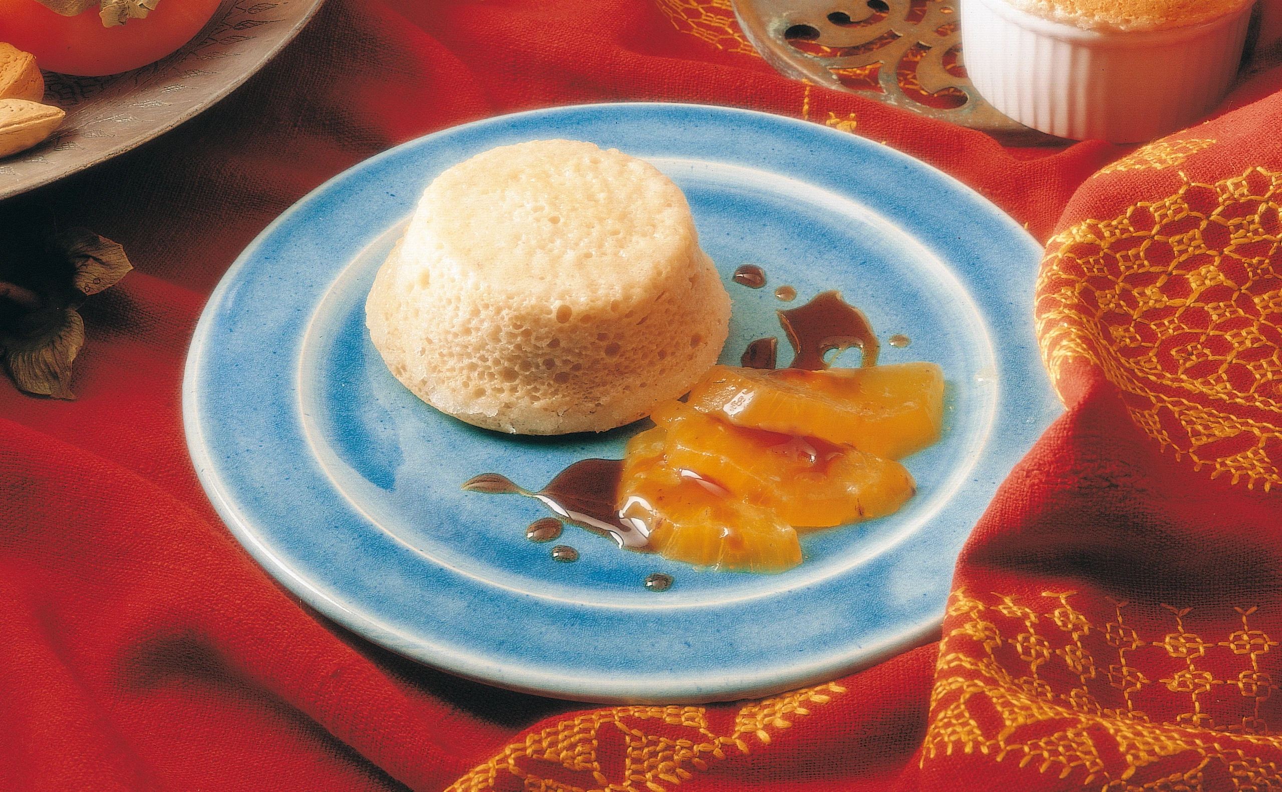 Kaki-Auflauf mit Karamellsauce