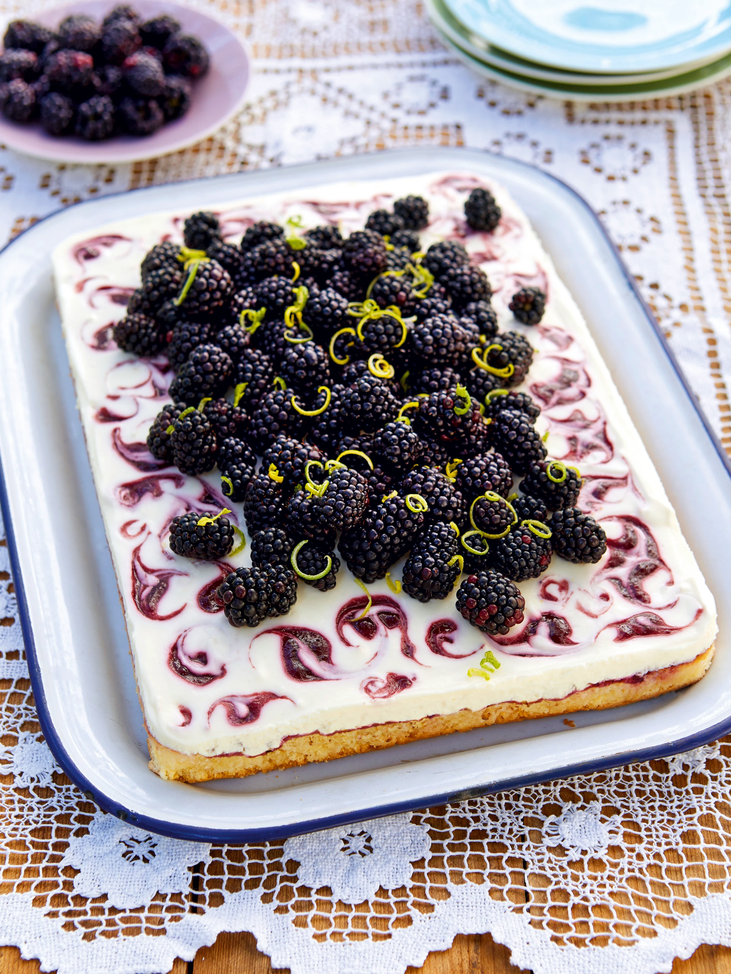Brombeer-Ricotta-Schnitte