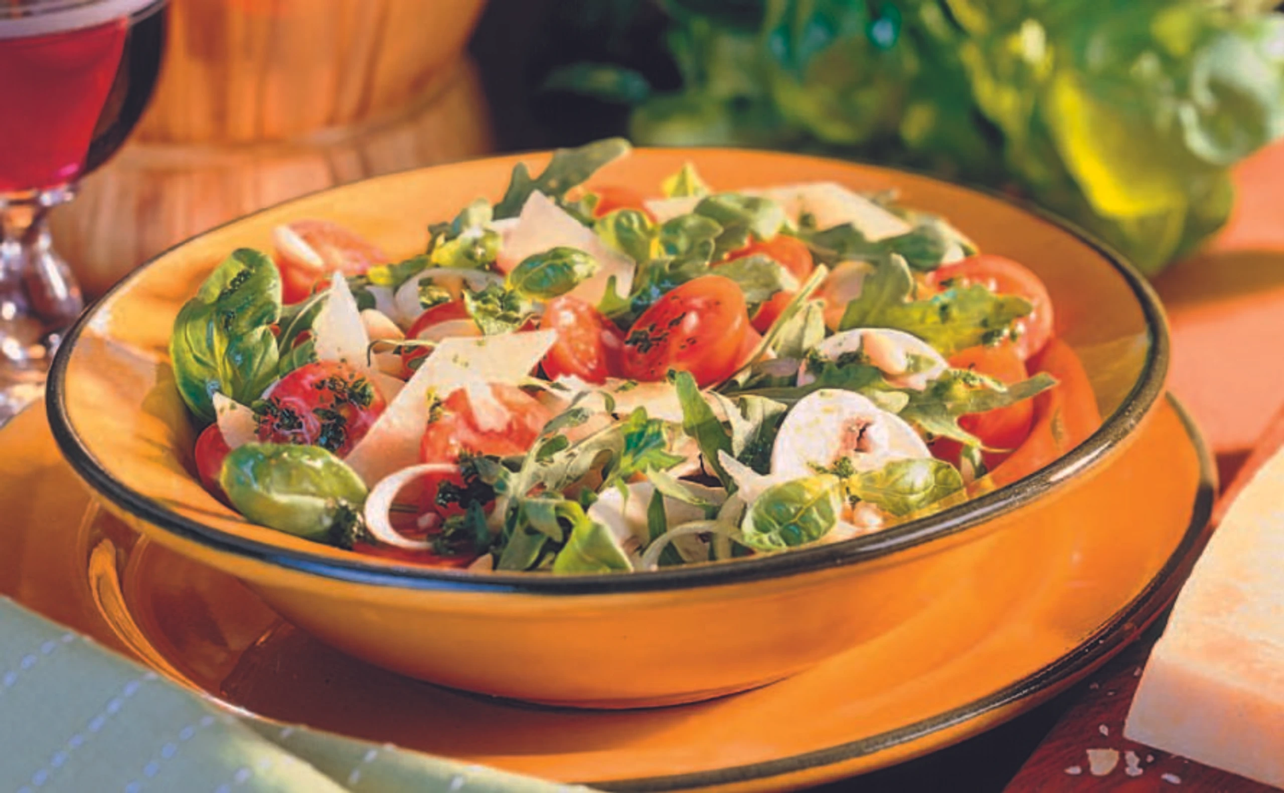 Toskanischer Pilzsalat mit Rucola und Parmesan