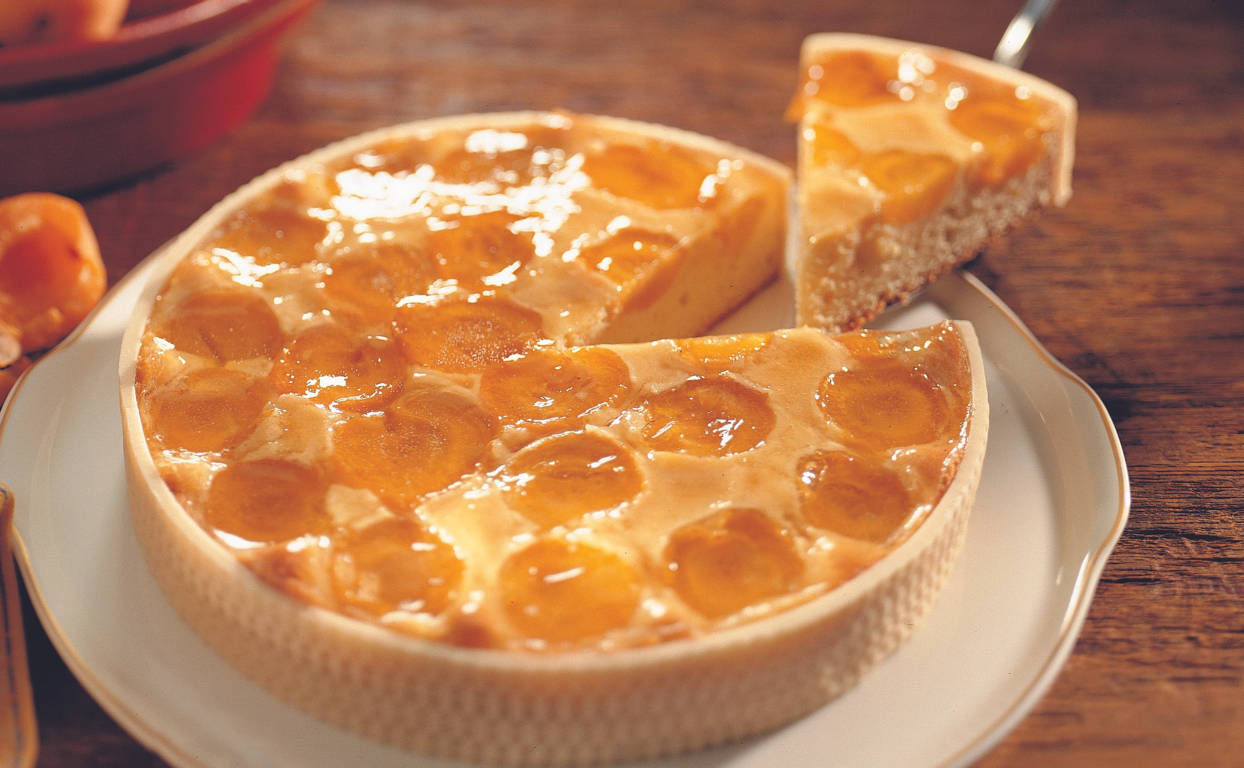 Marillen-Marzipan-Torte